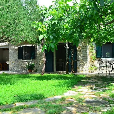 Fani Kanun Вилла